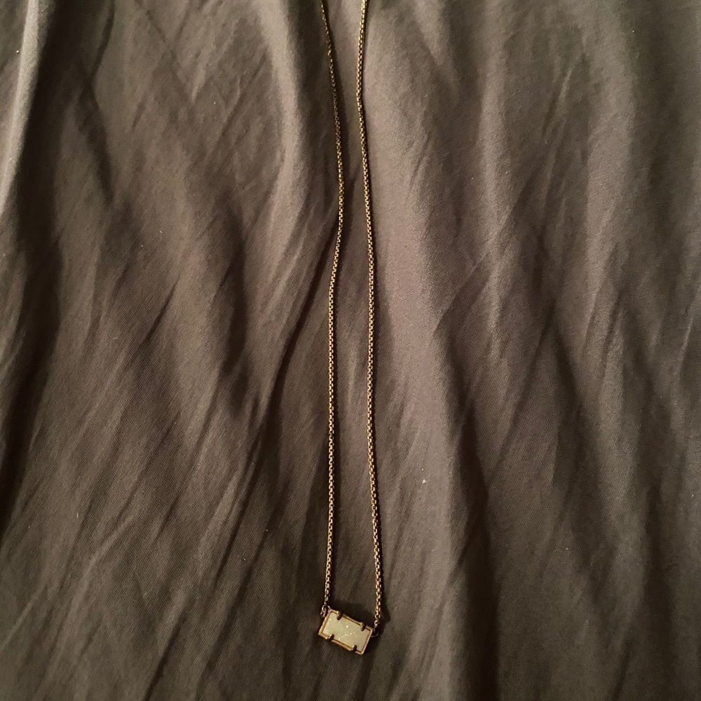 Kendra Scott Necklace